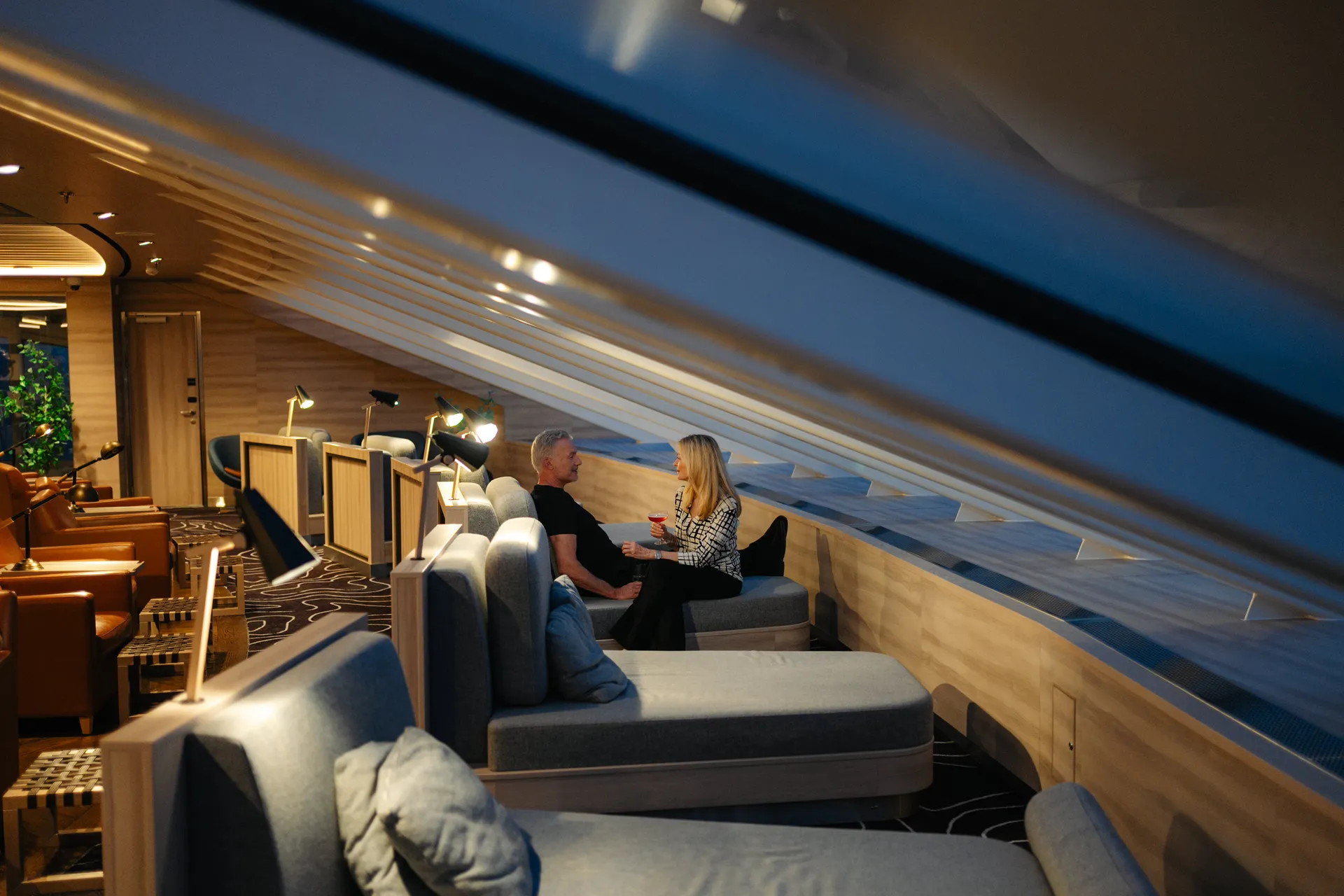 探險家酒廊與酒吧 3