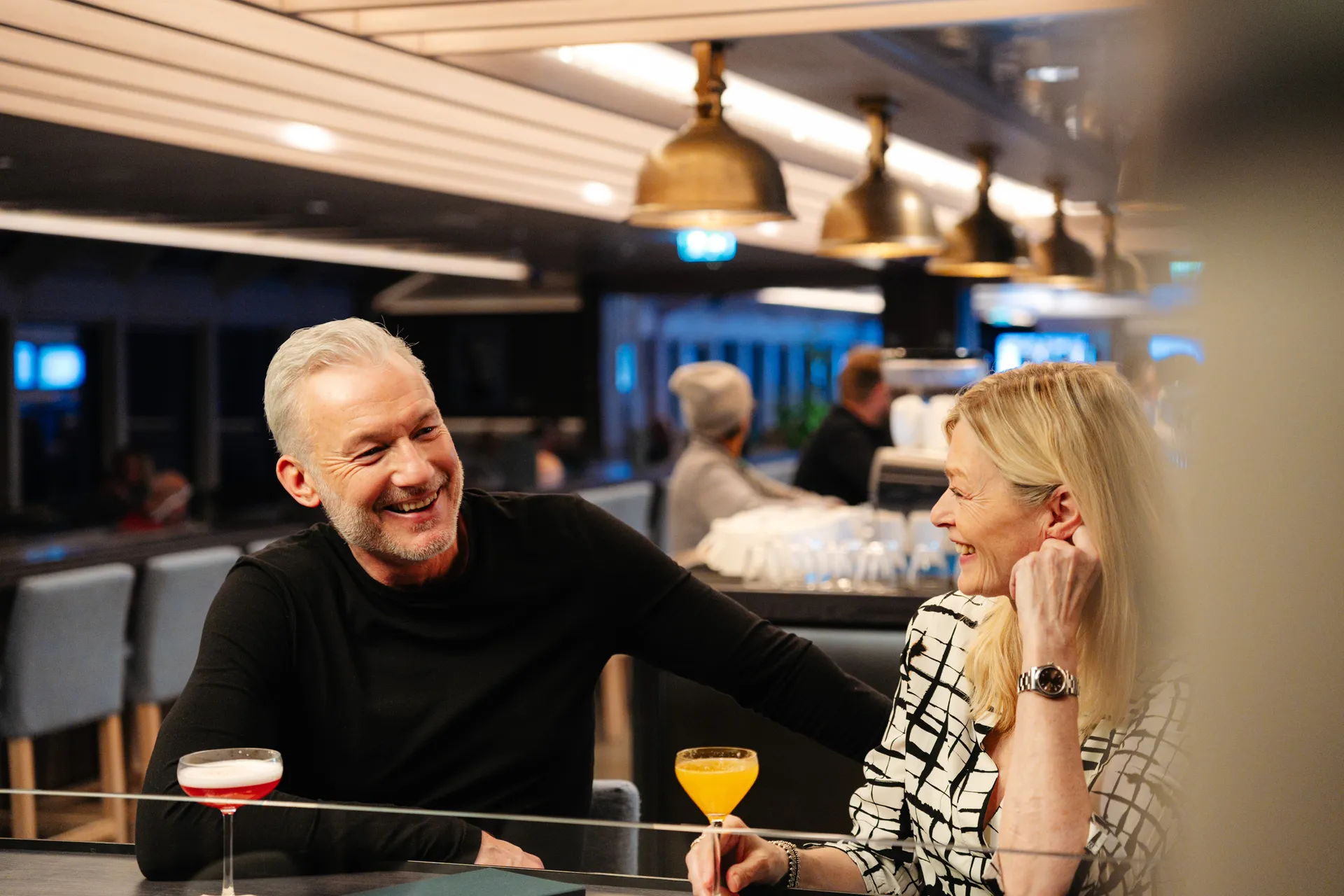 探險家酒廊與酒吧 1