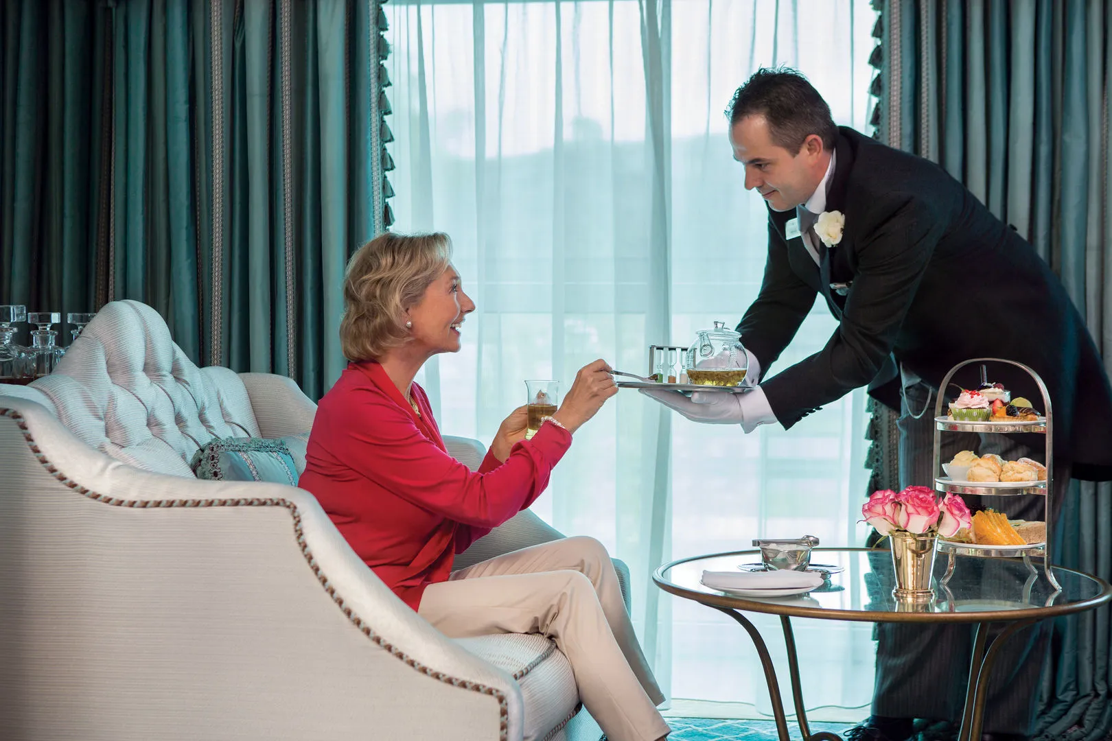 寰宇凱瑟琳號 10