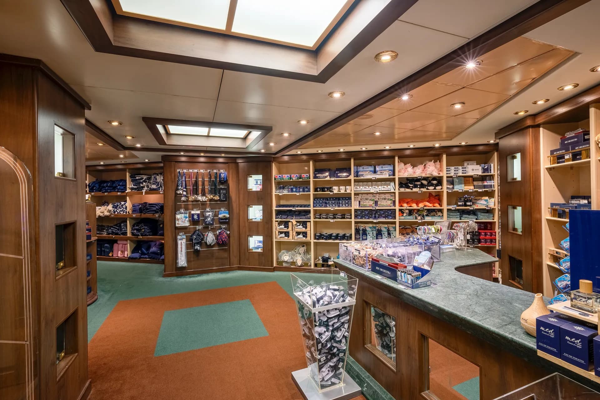 商店與精品店 15