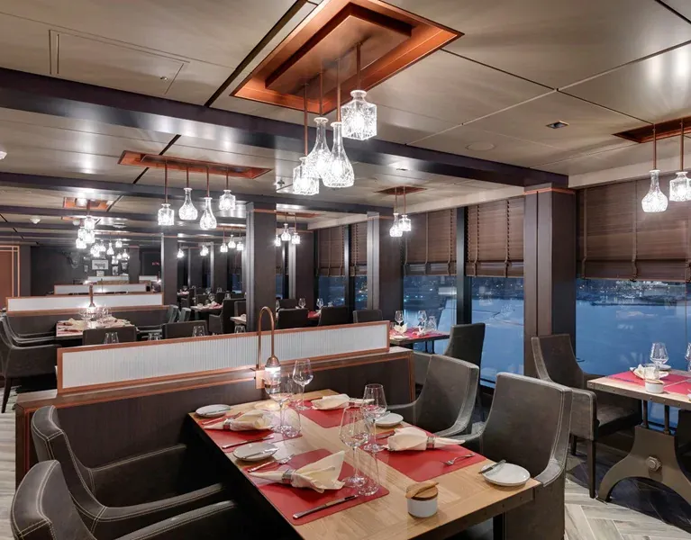 地中海海岸線號 17