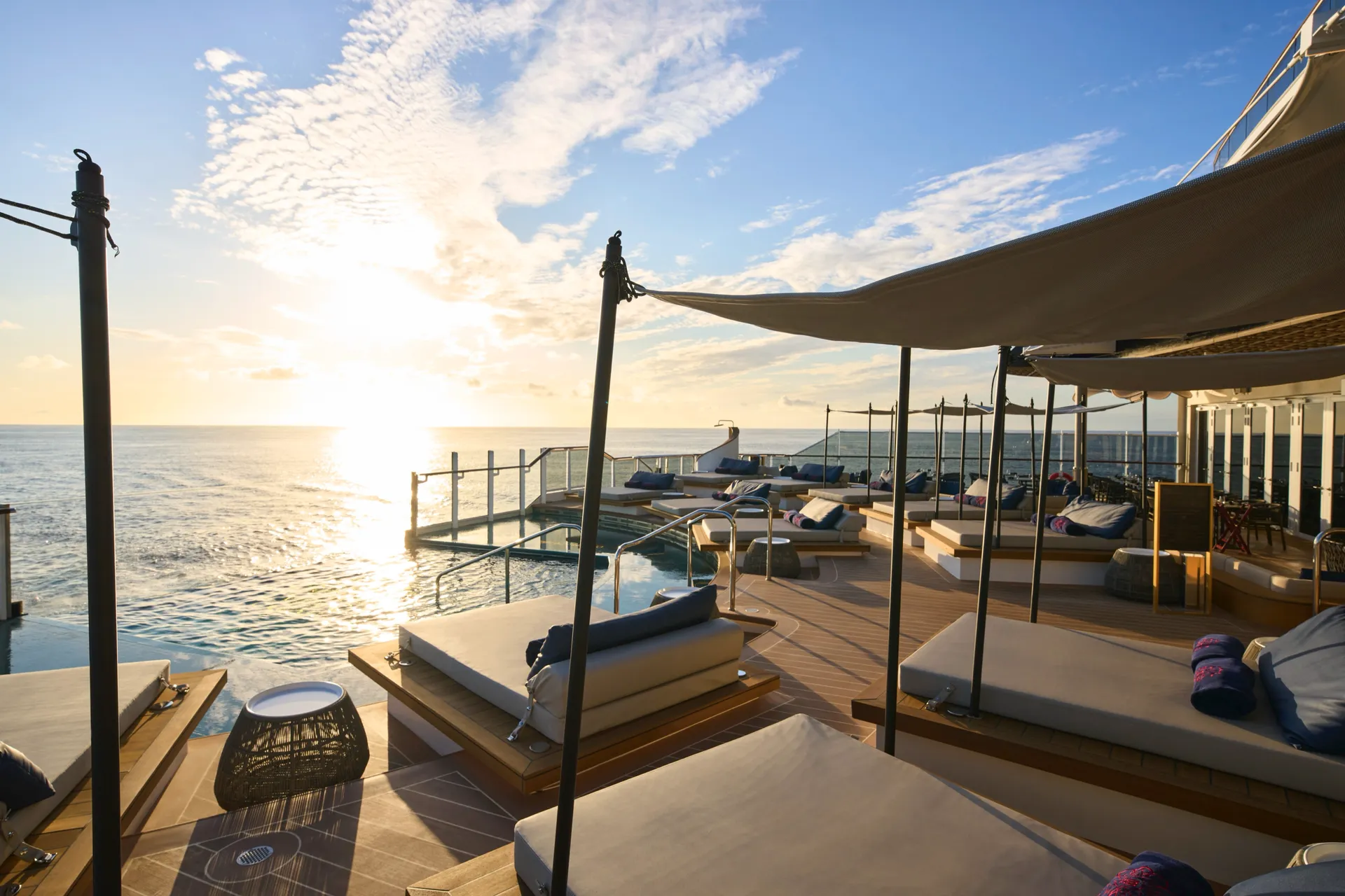 Astern Pool & Bar 船尾泳池酒吧 6