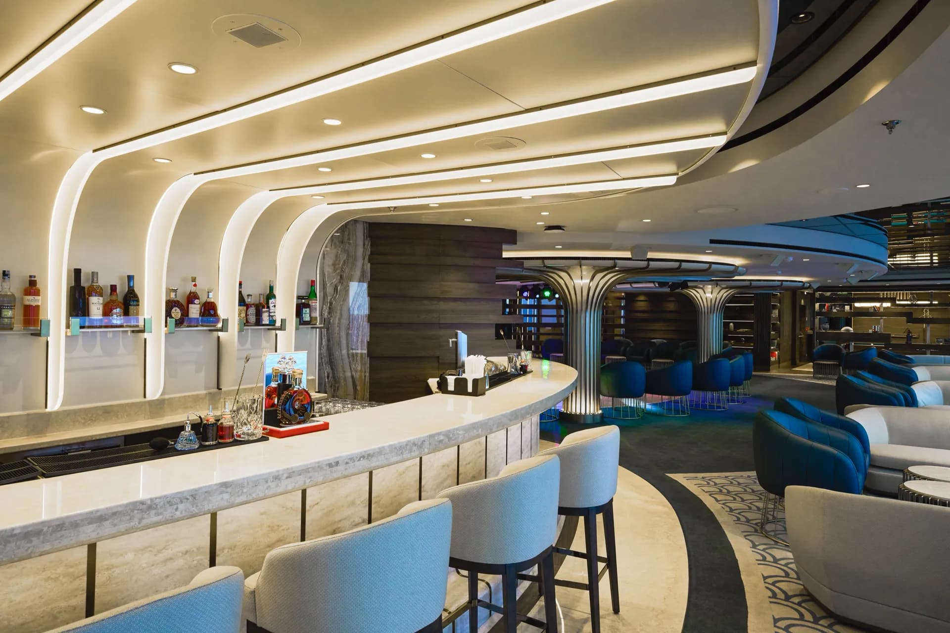 Astern Lounge 後艙酒廊 6