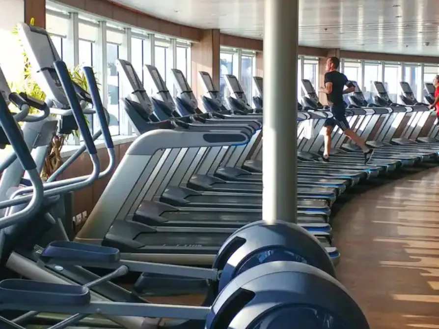 新阿姆斯特丹號 3