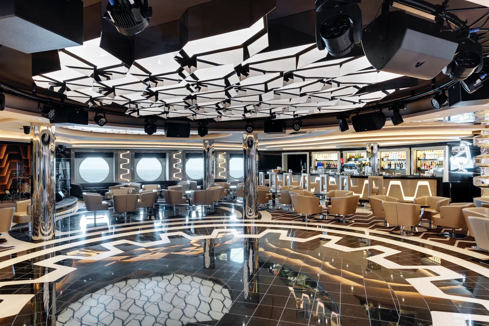 Grandiosa 酒吧酒廊 2