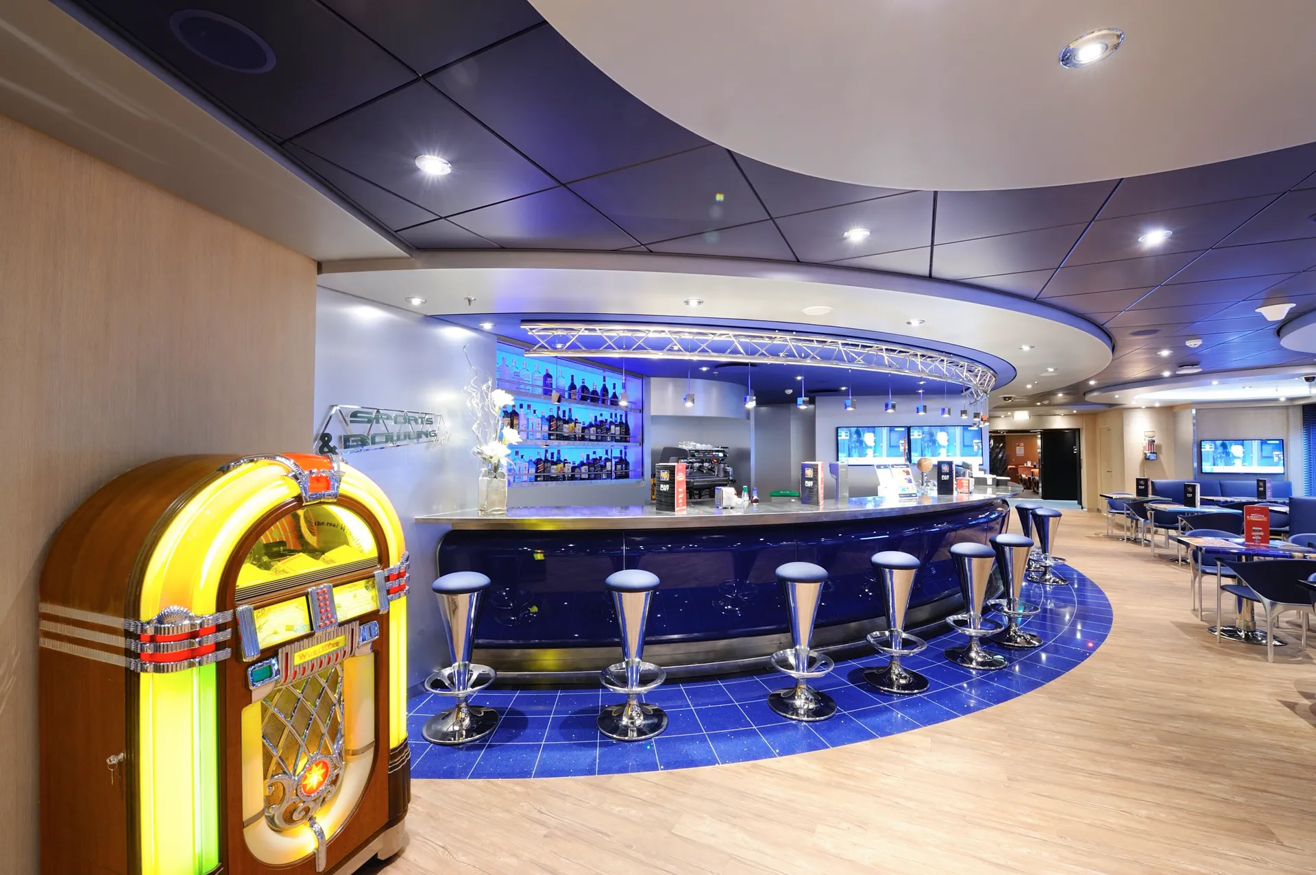 運動保齡球餐廳 7