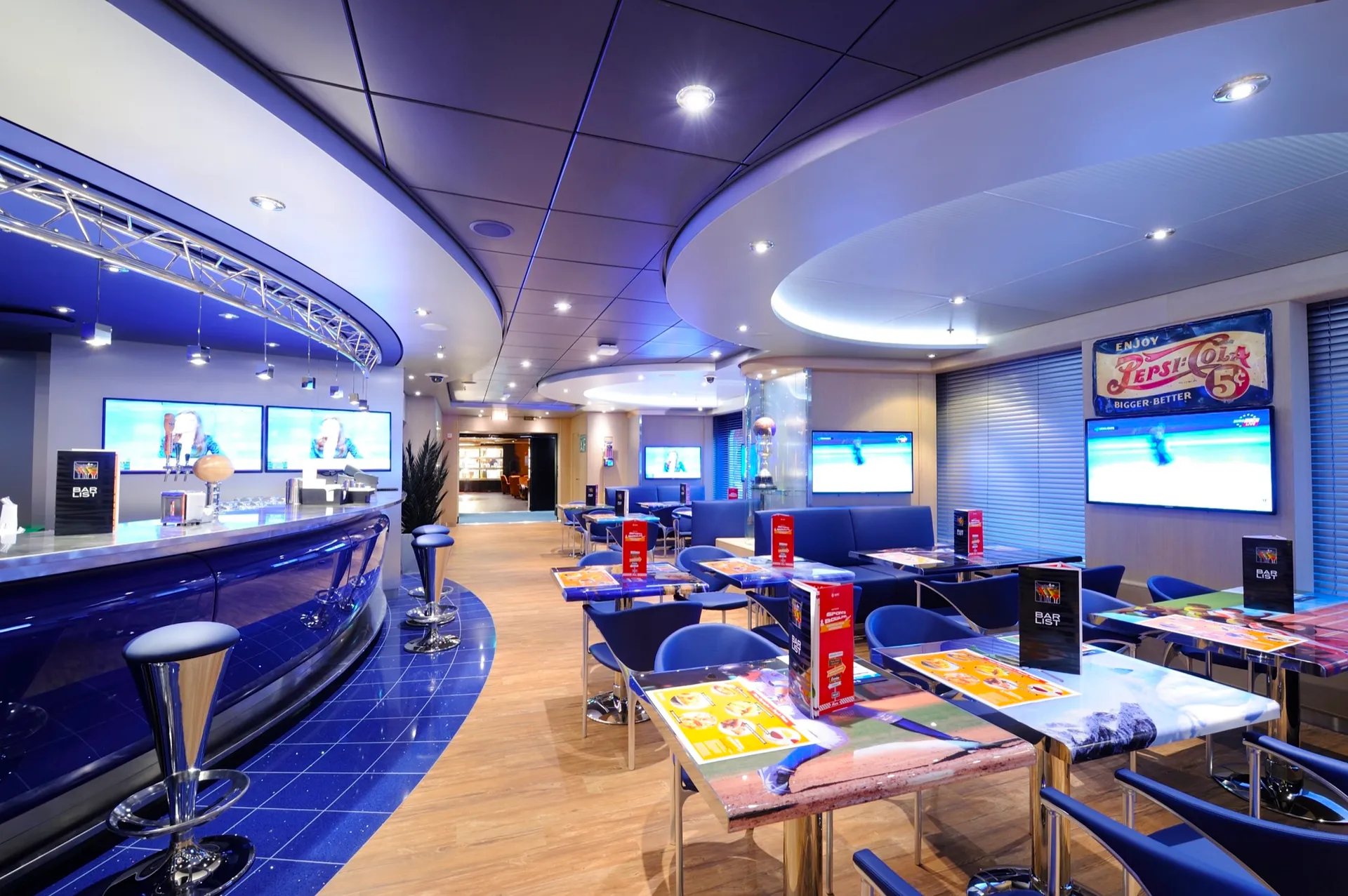 運動保齡球餐廳 6