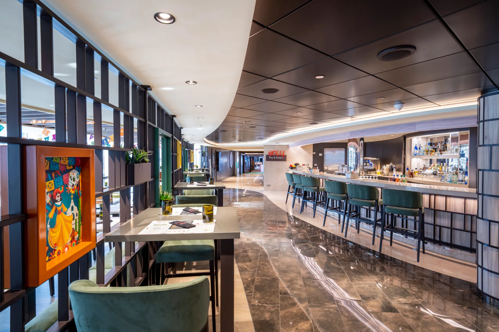 HOLA! 塔可 & 小酒館 1