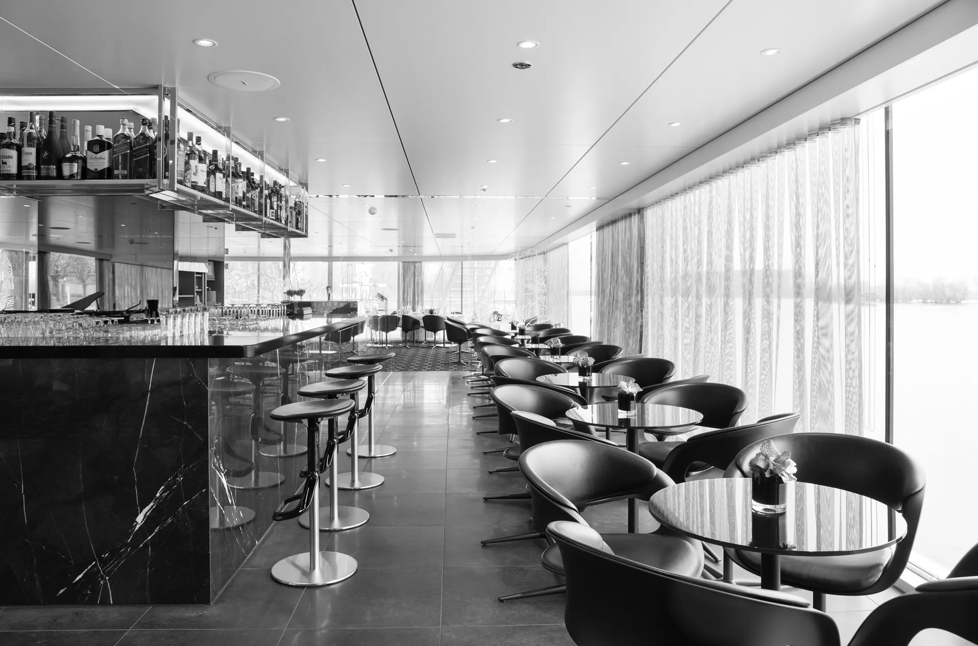 Panorama Lounge & Bar