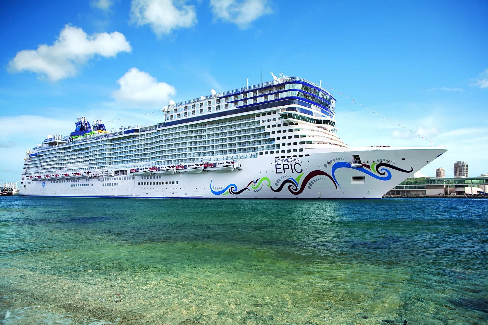 諾唯真愛彼號 — 挪威郵輪