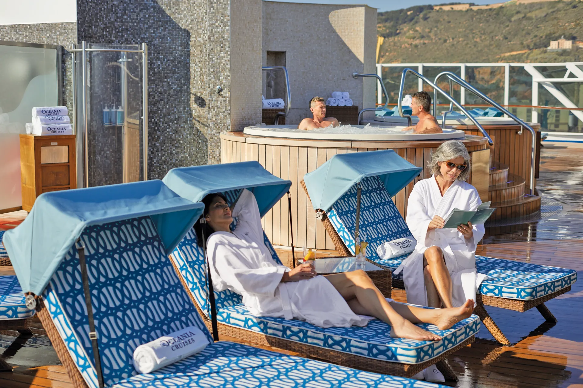 Aquamar Spa + 活力中心 8