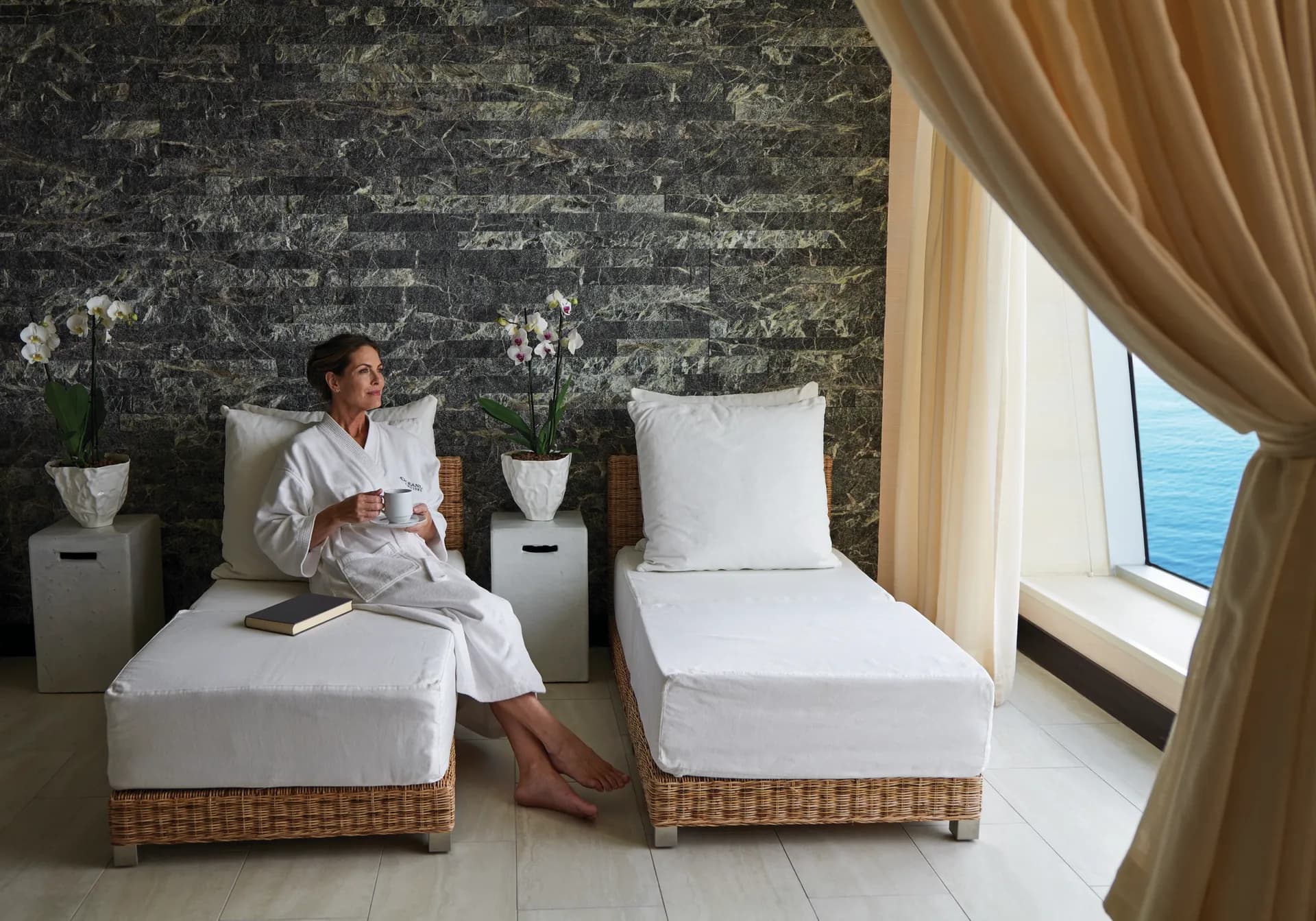 Aquamar Spa + 活力中心 10