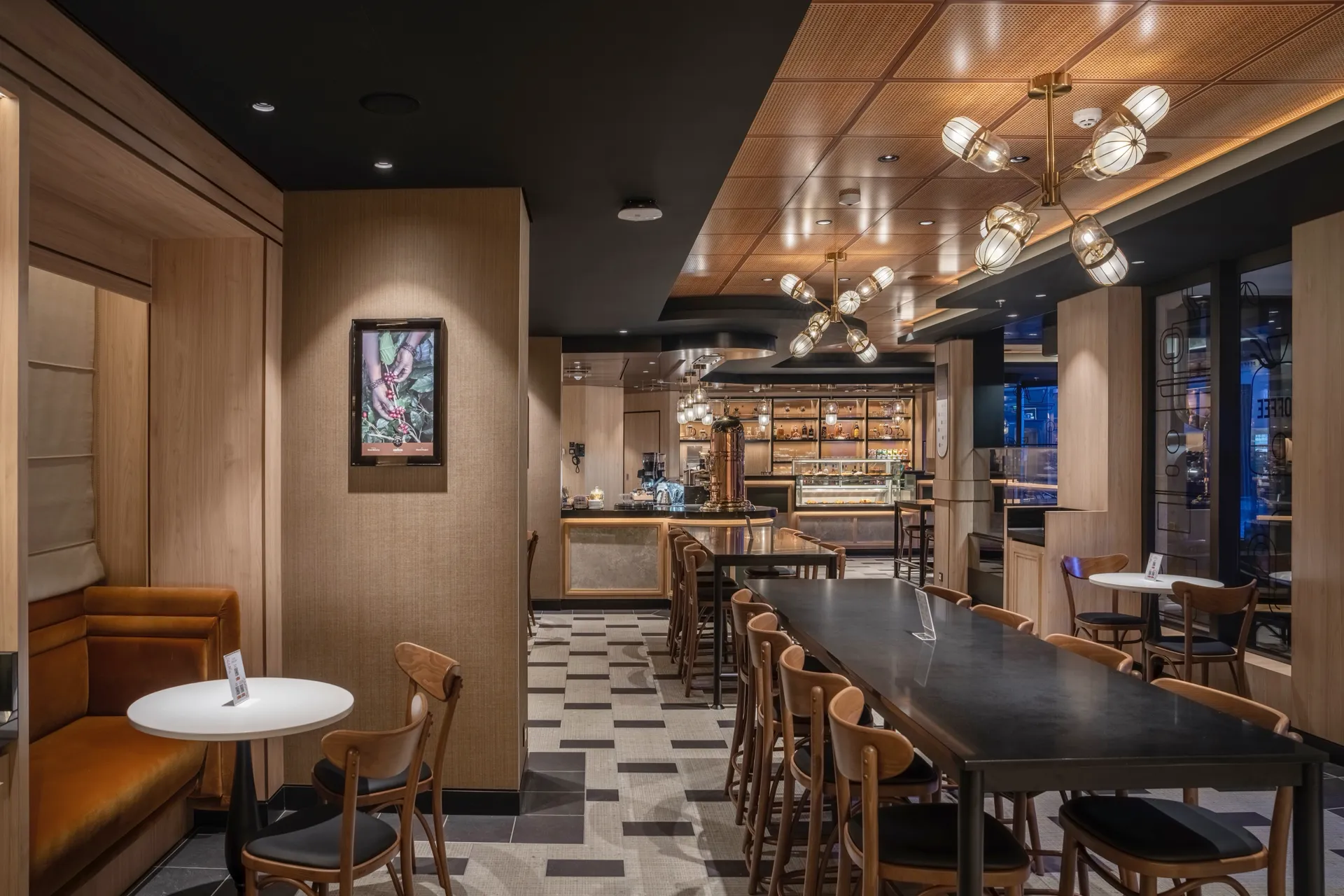 Coffee Emporium 咖啡專賣店 2