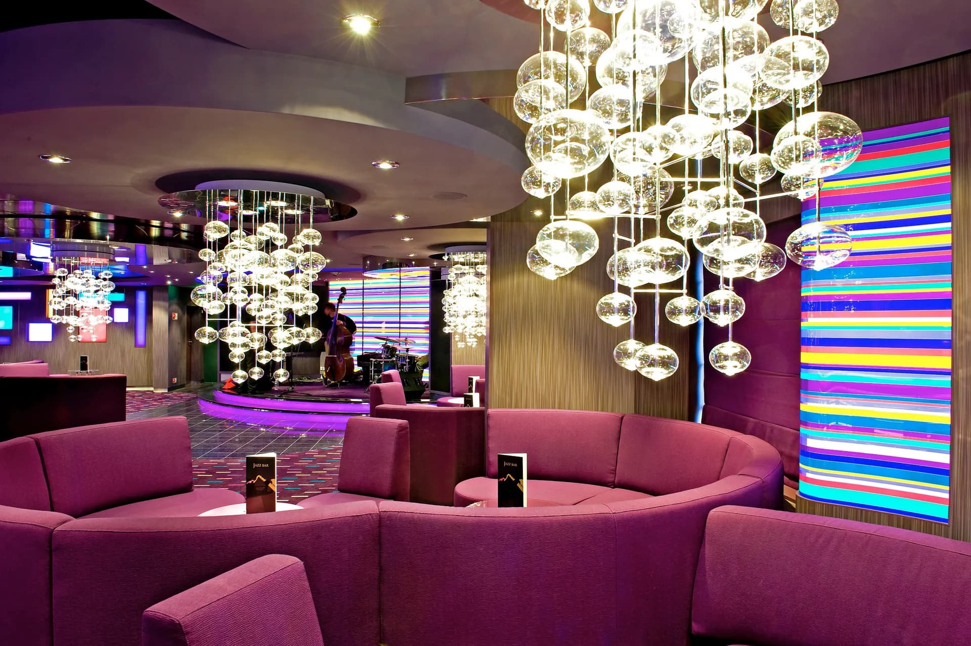 The Purple Jazz 酒吧 10