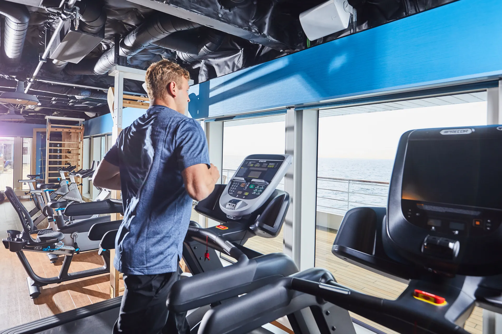 100 平方公尺健身區 3