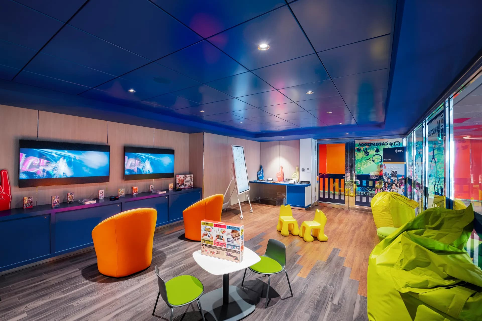 青少年俱樂部（15-17 歲） 1