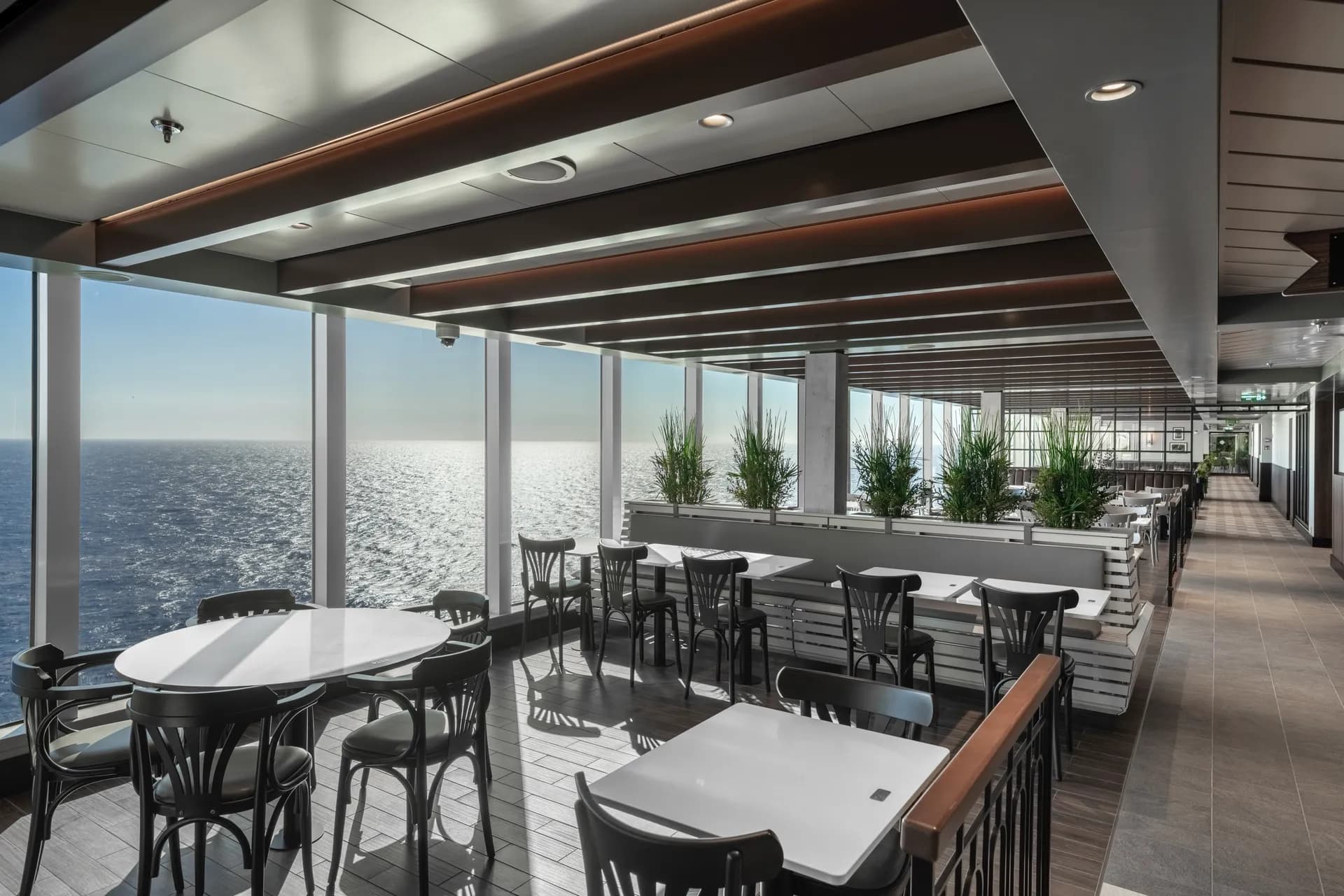 市集自助餐廳 1